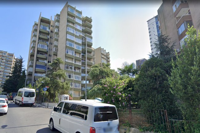 İş Bankası Blokları Vefabayırı sk. Açık otoparklı 3+1 ofisler