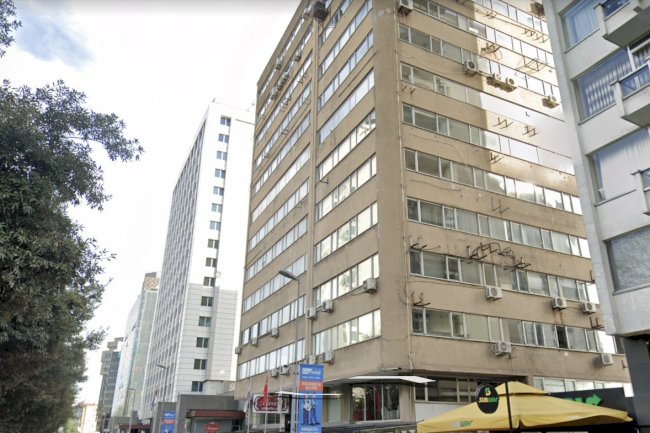 Dedeman İş Merkezi, Gayrettepe nin En Kıymetli Konumunda Geniş Ofis Alanları Sunuyor.