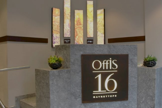 What is the Office Stock Outlook in Gayrettepe?