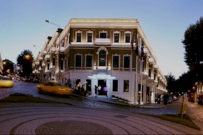 Beşiktaş marka plaza ofis yaşam alanında ofisini satmayı düşünen mülk sahibini ön ziyarete gittim.