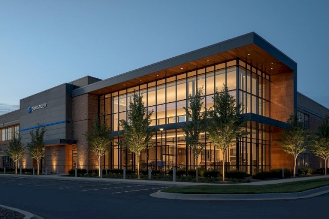 Ticari bina yetkinliğimizle değer üretiyoruz.