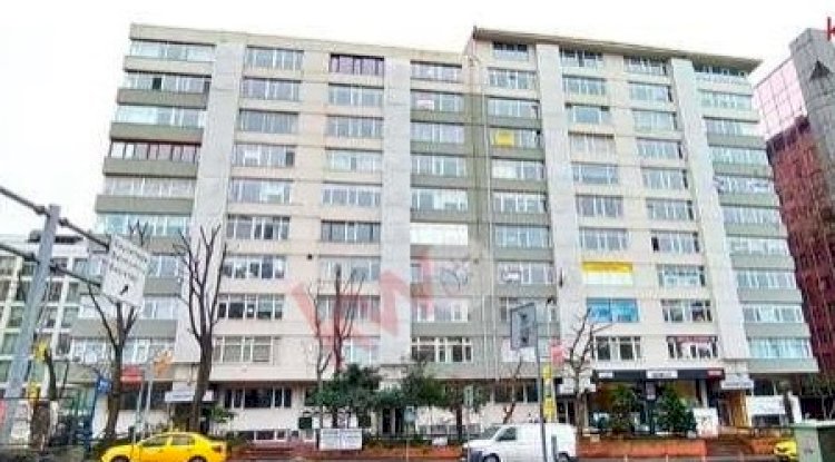 Gayrettepe’de Gözde Ofis Merkezi, Akın Sitesi