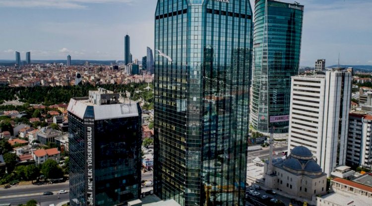 A+ Office Plaza Living Area of Gayrettepe Region: Maya Akar Center