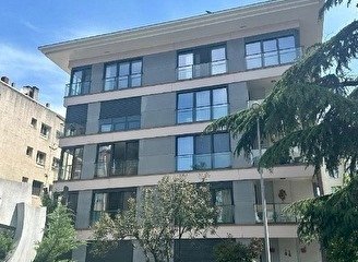 My Real Estate Agent Expertise for Offices on Beşiktaş Büyükdere Cd is Developing.